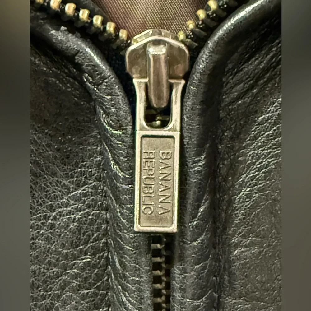Vintage Banana Republic 100% Genuine Leather Black Bomber Jacket Men’s Size XL